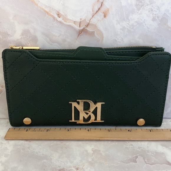 Badgley Mischka | Bags | Badgley Mischka Dark Forest Green Wallet ...